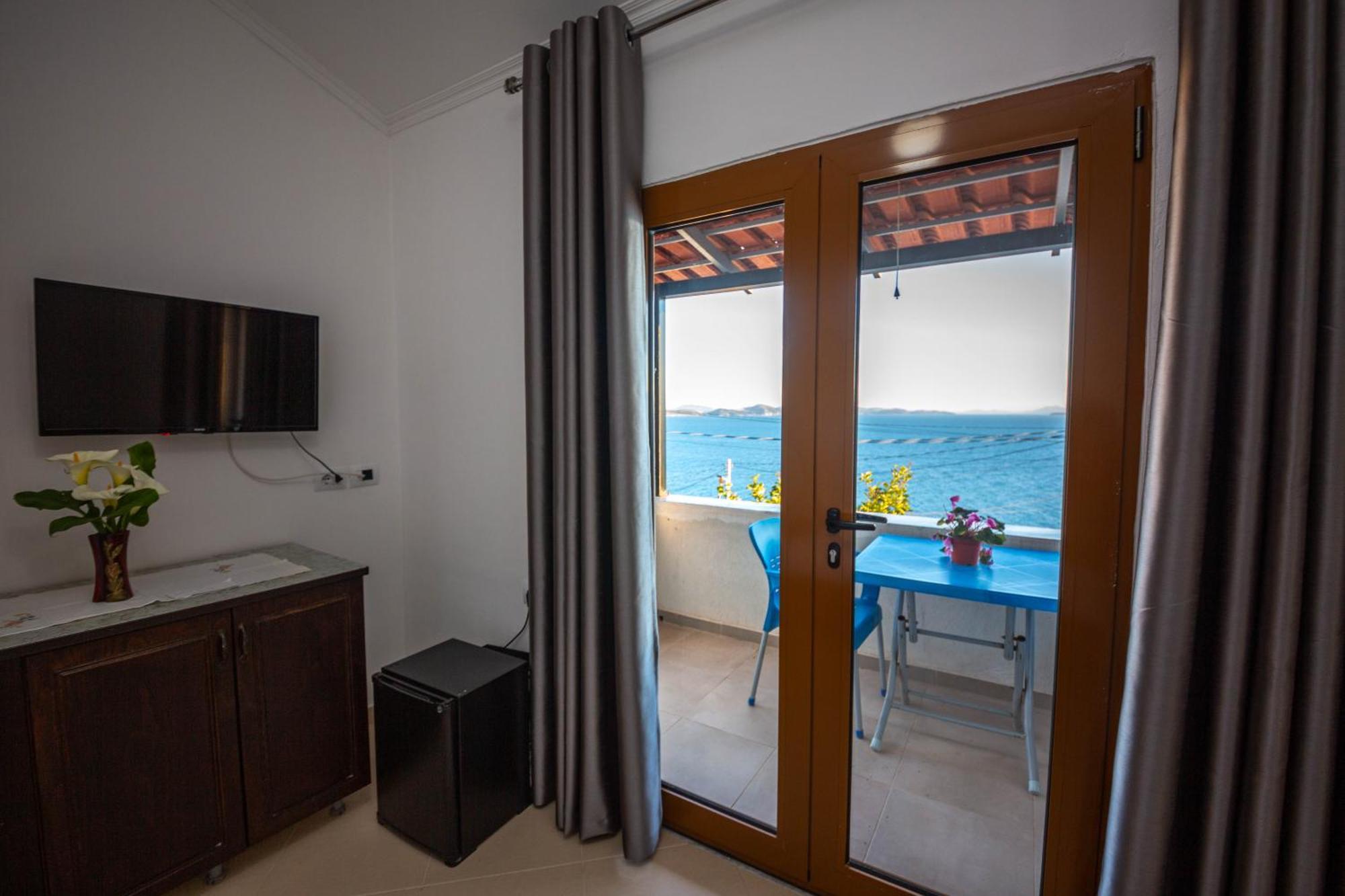Enel Villa Sarande Bagian luar foto