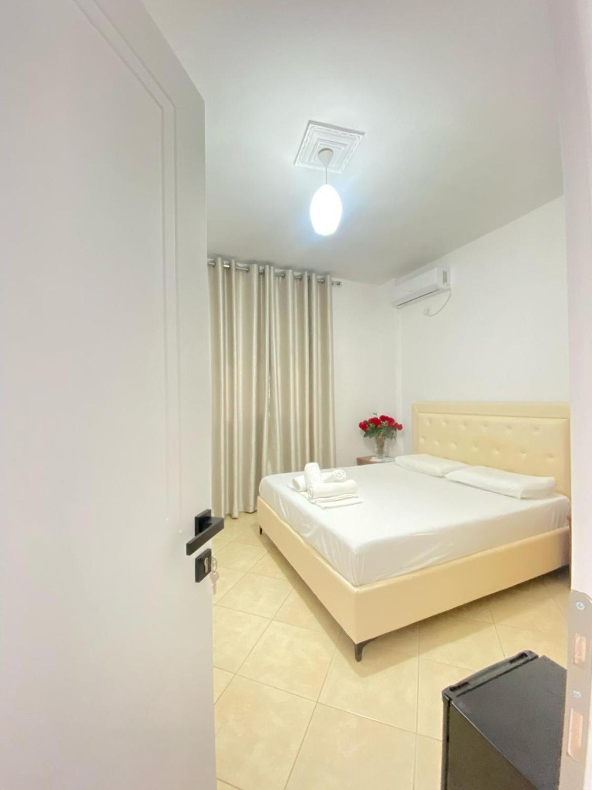 Enel Villa Sarande Bagian luar foto