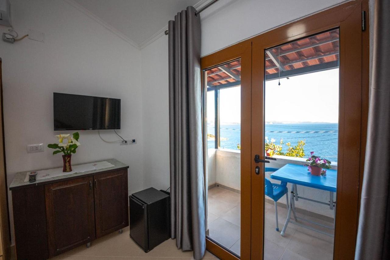 Enel Villa Sarande Bagian luar foto