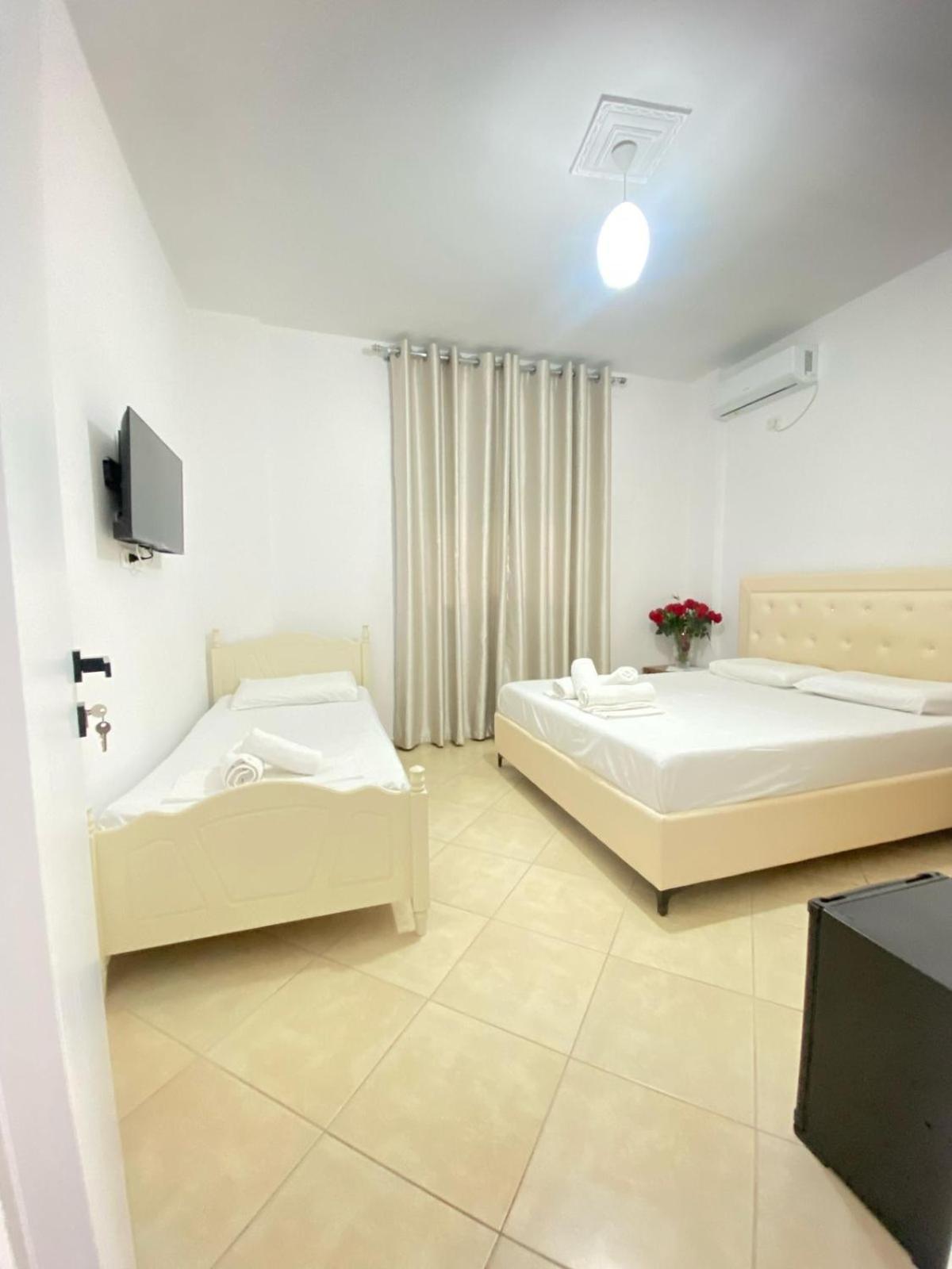 Enel Villa Sarande Bagian luar foto
