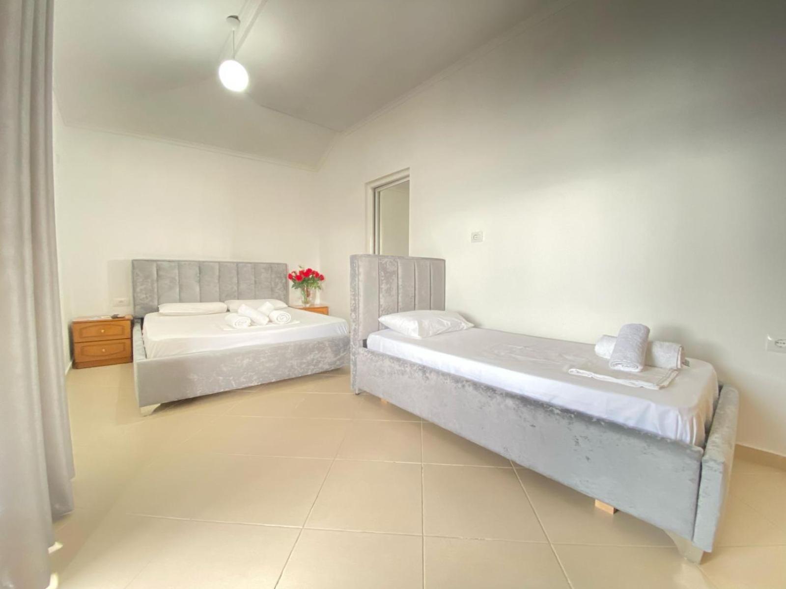 Enel Villa Sarande Bagian luar foto