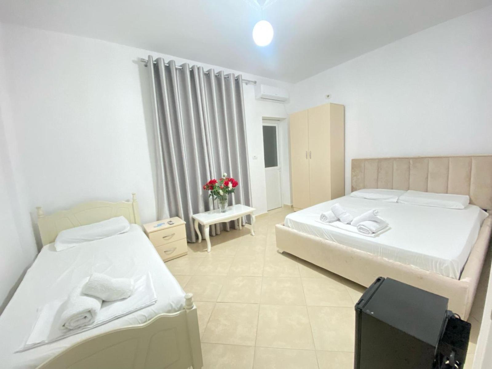 Enel Villa Sarande Bagian luar foto